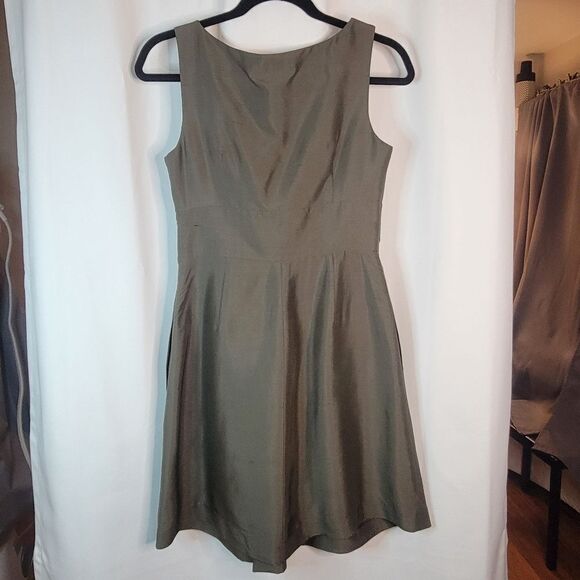 Silk Banana Republic Dress - Picture 6 of 16